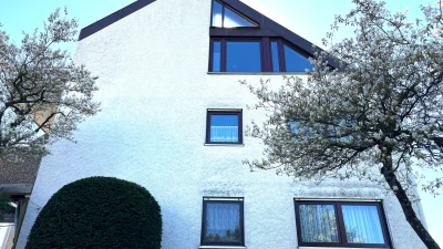 HausansichtFensterBuehne